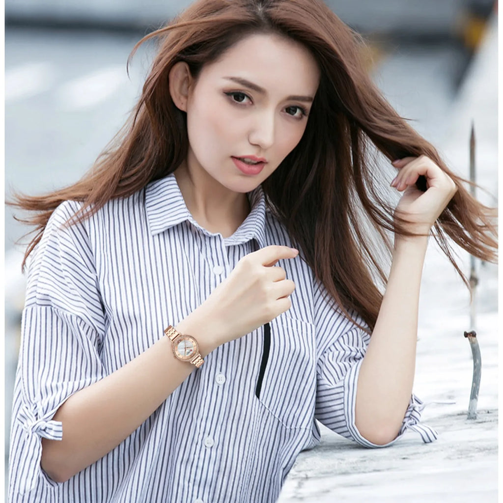 Montre CURREN pour femmes mouvement quartz, acier inoxydable, avec diamant et étanche