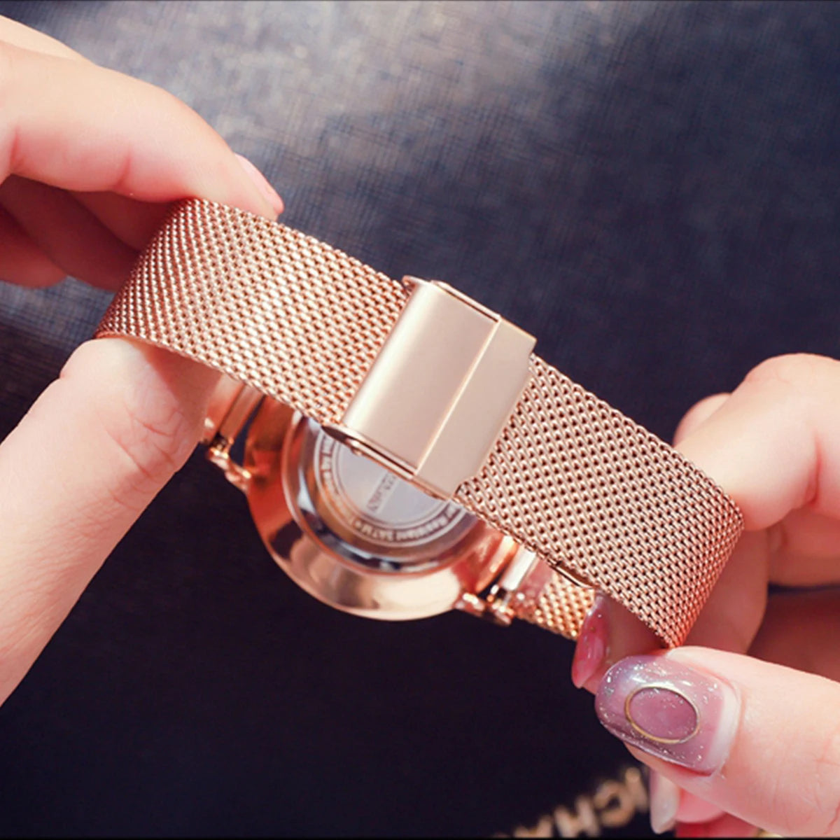 Montre pour femme Hannah Martin, bracelet en maille acier inoxydable, mouvement à quartz japonais